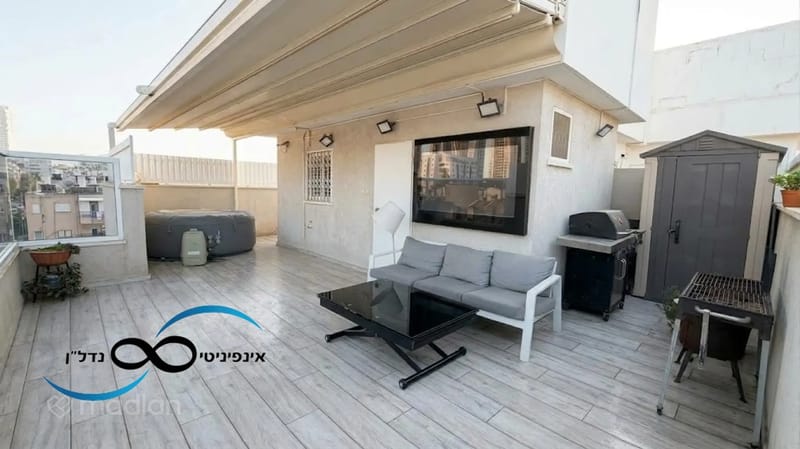 תמונה ממדלן – 5 חדרים • 3,190,000 ₪, החשמונאים 13, לב העיר, בת ים (1)