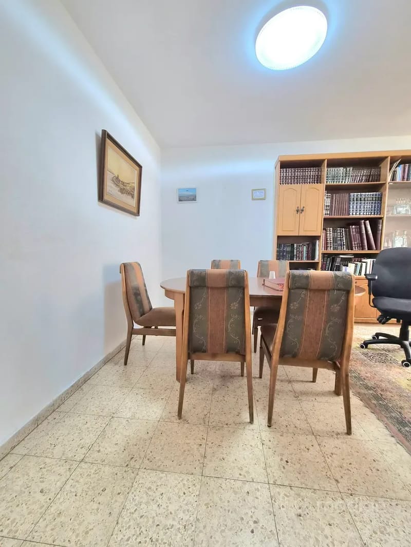 Photo from Madlan – 4.5 Rooms • ₪2,400,000, היבנר 21, Kfar Ganim Alef, Petah Tikva (1)