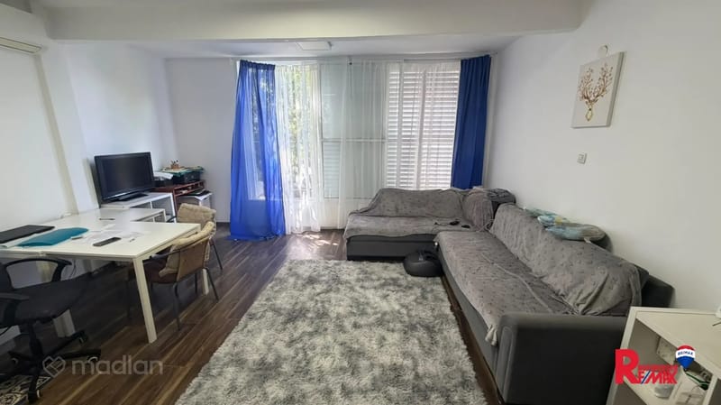 תמונה ממדלן – 4 חדרים • 1,690,000 ₪, ירושלים 51, ניצנה, בת ים (1)