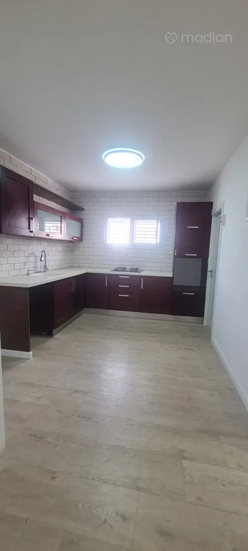 תמונה ממדלן – 6 חדרים • 2,350,000 ₪, הזורעים 1, קריית גנים, ראשון לציון (1)