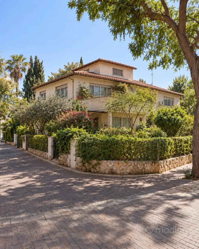 תמונה ממדלן – 7 חדרים • 8,050,000 ₪, מבוא מנדס 1, קריית קריניצי, רמת גן