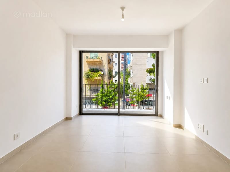 Photo from Madlan – 3 Rooms • ₪11,500, בן יהודה 144, Old North - Northern Part, Tel Aviv (1)