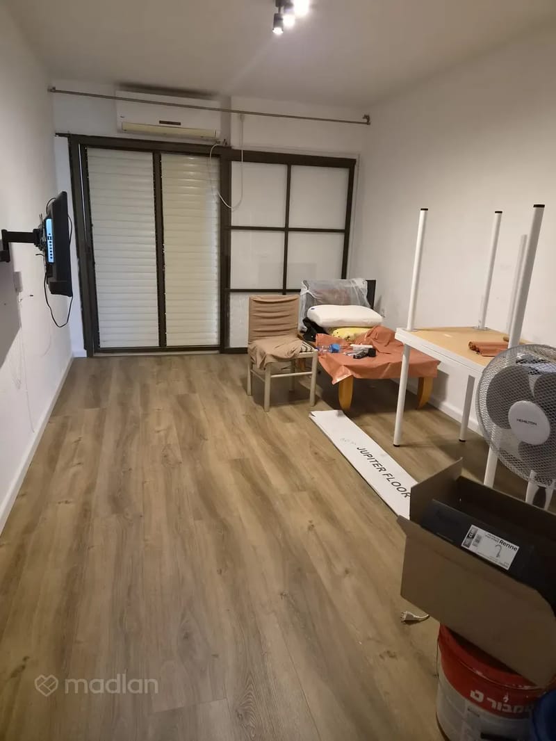 תמונה ממדלן – 3 חדרים • 3,200 ₪, ששת הימים 6, רמות יצחק, נשר (1)