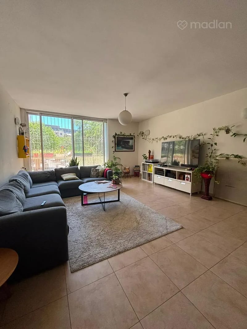 תמונה ממדלן – 5 חדרים • 4,790,000 ₪, אנדרסן 15, נווה אביבים וסביבתה, תל אביב (1)