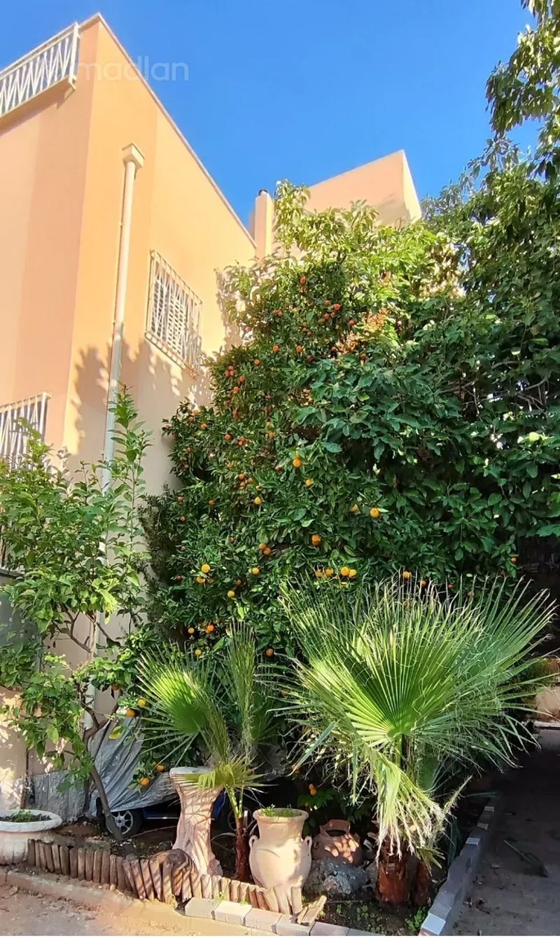 תמונה ממדלן – 5 חדרים • 15,200 ₪, המוריה 20, גולן, רמת השרון (1)