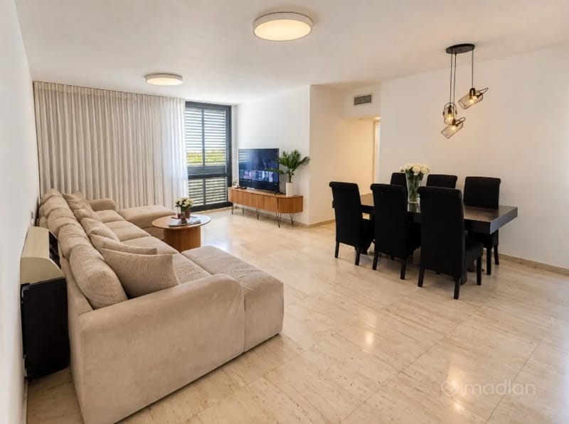 Photo from Madlan – 5 Rooms • ₪11,000, שאול אביגור 5, Azorei Hen, Tel Aviv (1)