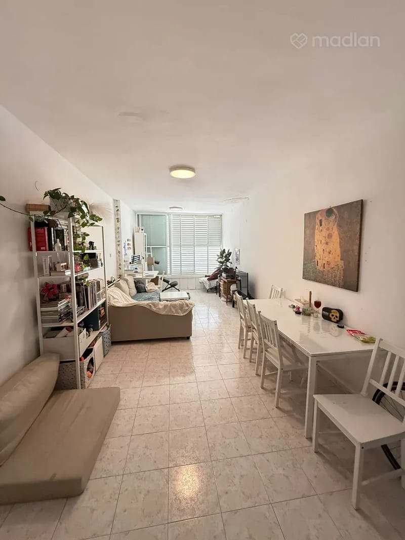 תמונה ממדלן – 3.5 חדרים • 1,560,000 ₪, סמטת הראשונים 6, הגבול - רוטשליד, בת ים (1)