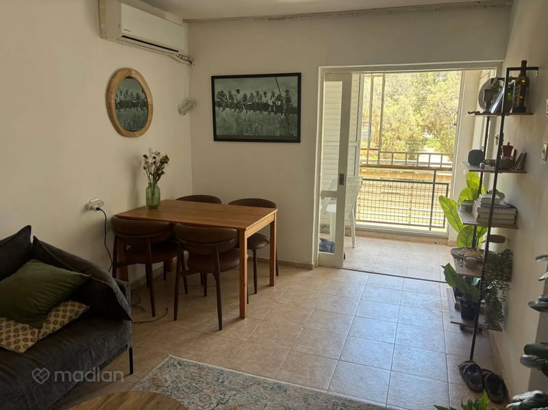 תמונה ממדלן – 3 חדרים • 2,100 ₪, יוספטל 15, שכונה ד', באר שבע (1)