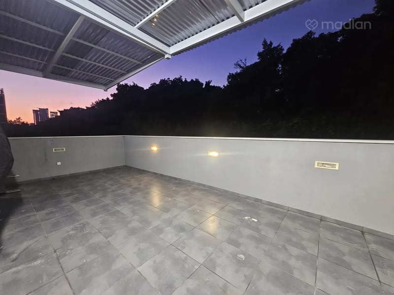 תמונה ממדלן – 2 חדרים • 5,700 ₪, שדרות החי"ל 34, יד אליהו, תל אביב (1)