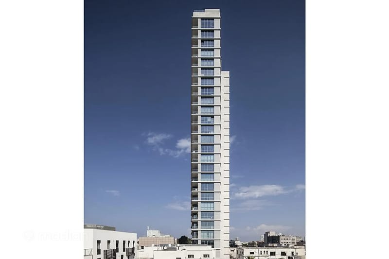 תמונה ממדלן – 4 חדרים • 25,000 ₪, רוטשילד 30, לב תל אביב, תל אביב