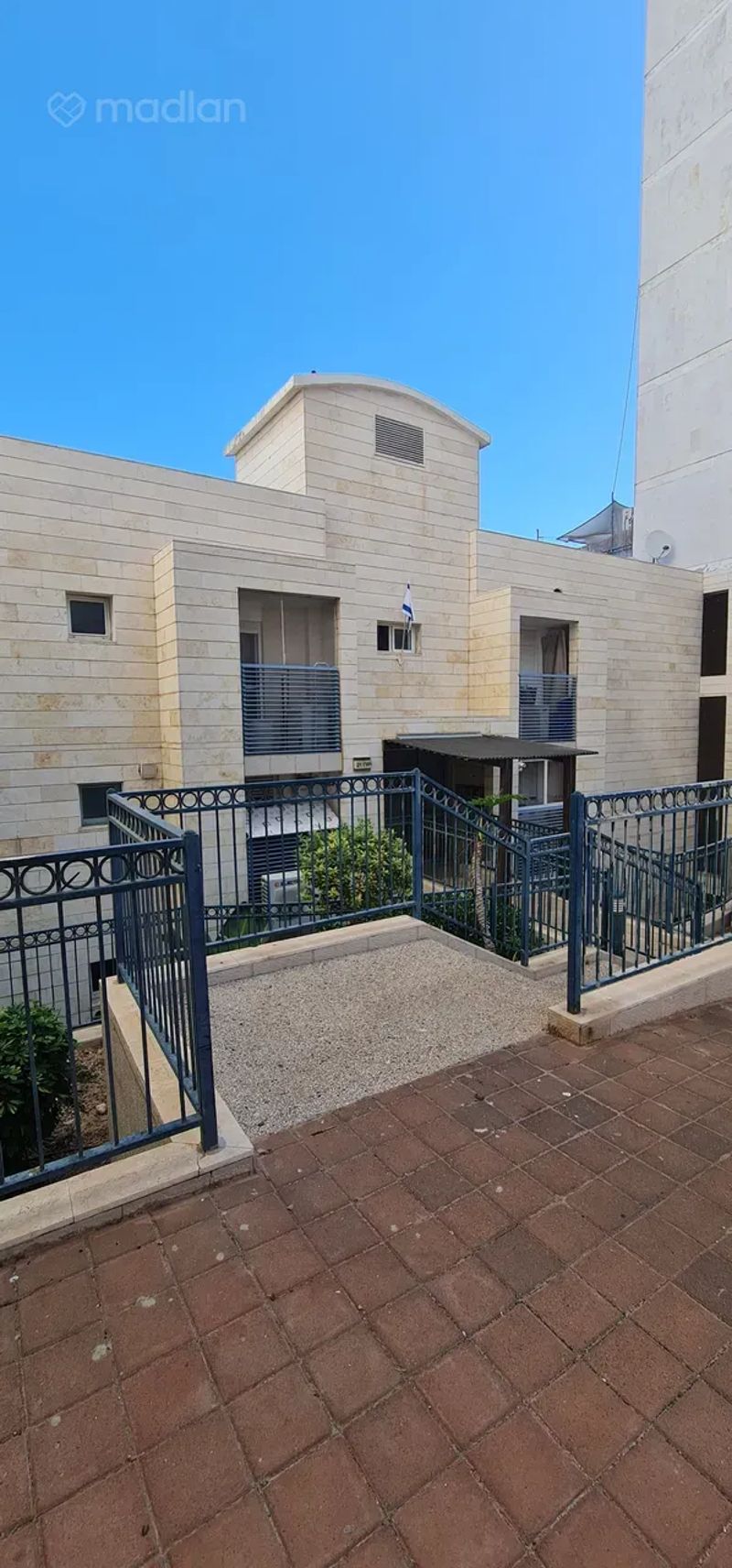 תמונה ממדלן – 3 חדרים • 1,750,000 ₪, רמב"ן 21, המיימוני, חיפה (1)