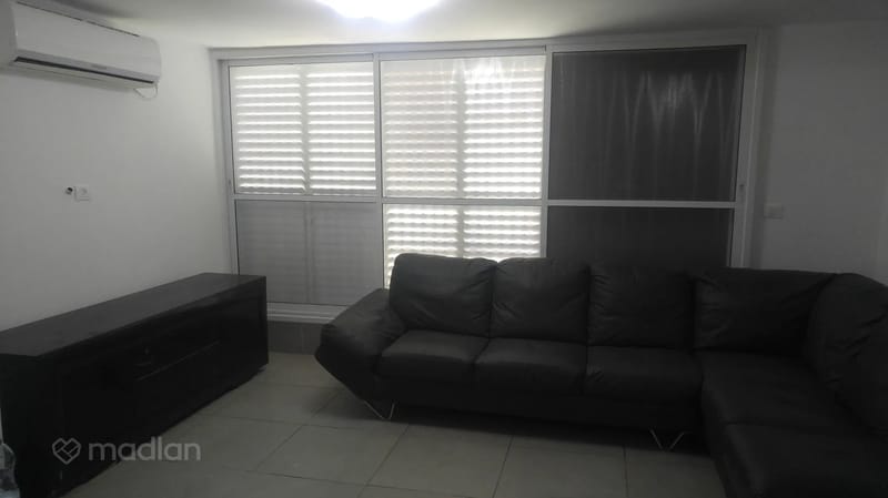 תמונה ממדלן – 2 חדרים • 3,800 ₪, יצחק בן צבי 27, ויצמן, רמלה (1)