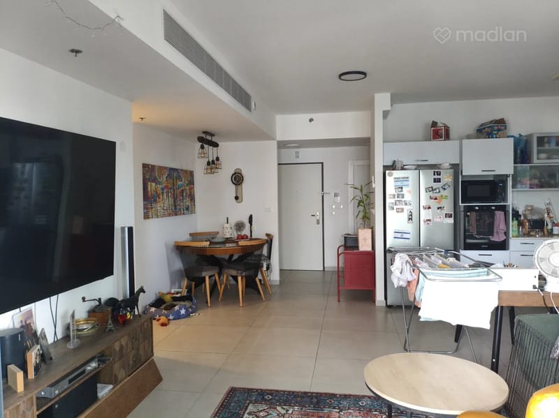 תמונה ממדלן – 5 חדרים • 4,900,000 ₪, ערבי נחל 9, סיטי, גבעתיים (1)