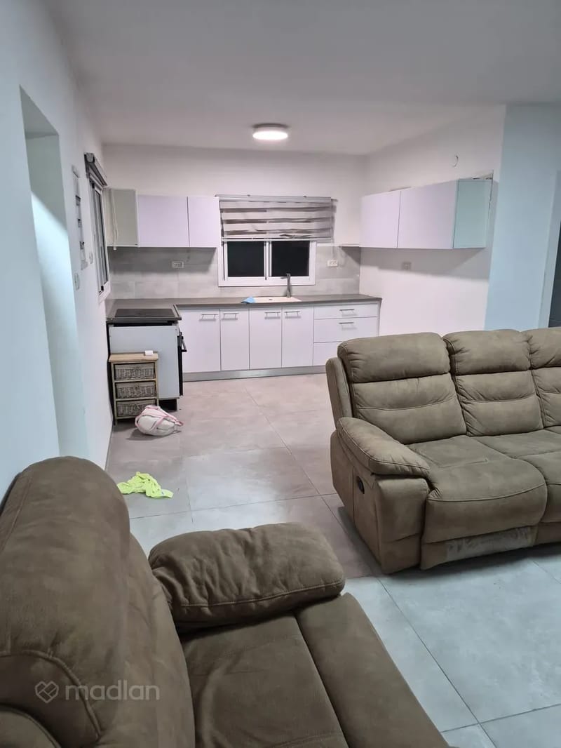 Photo from Madlan – 3.5 Rooms • ₪3,600, חרב לאת 71, Western Kiryat Haim, Haifa (1)