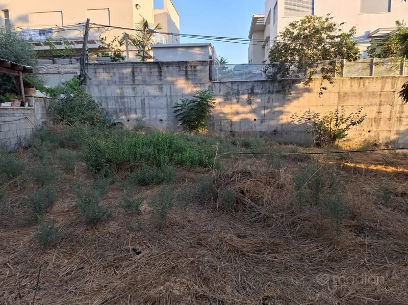 Photo from Madlan – 5.5 Rooms • ₪10,000, ביאליק 10, City Center, Yehud (1)