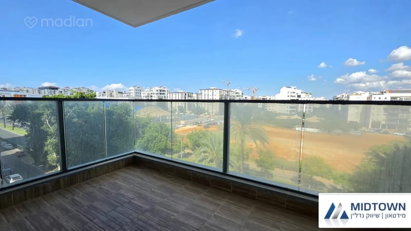 תמונה ממדלן – 3 חדרים • 2,890,000 ₪, ויצמן 127, קריית שז"ר, רעננה (1)