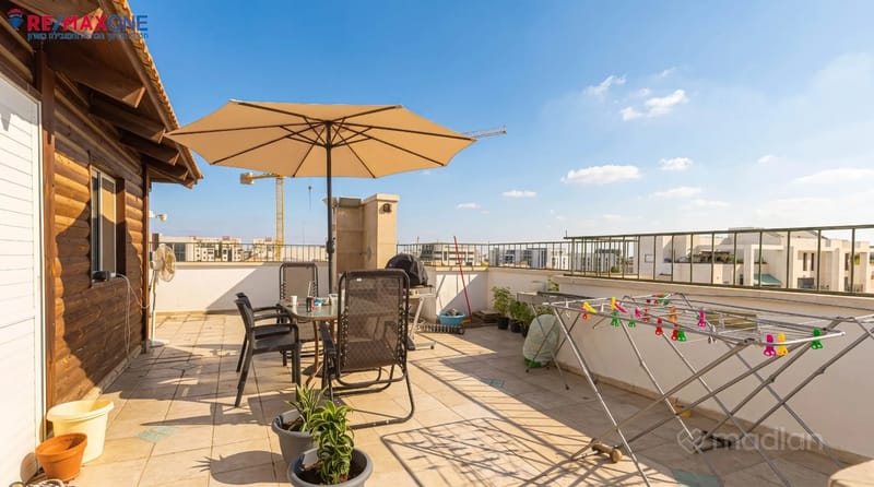 תמונה ממדלן – 5 חדרים • 3,490,000 ₪, ארלוזורוב 32, פועלים א', כפר סבא (1)