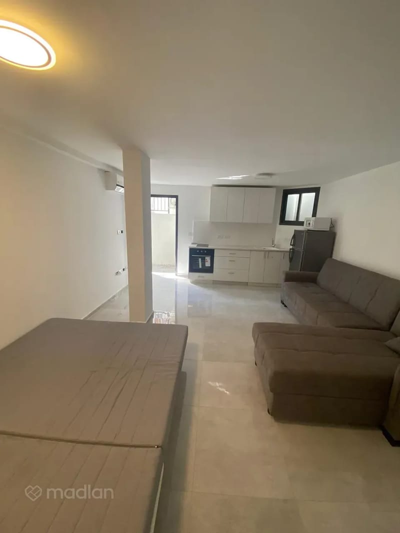 תמונה ממדלן – סטודיו • 3,900 ₪, התורן 1, נווה ים, ראשון לציון (1)