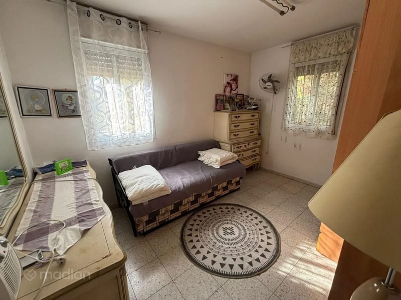 Photo from Madlan – 5 Rooms • ₪9,000, שושן צחור 16, HaPrachim, Modi'in-Maccabim-Re'ut (1)