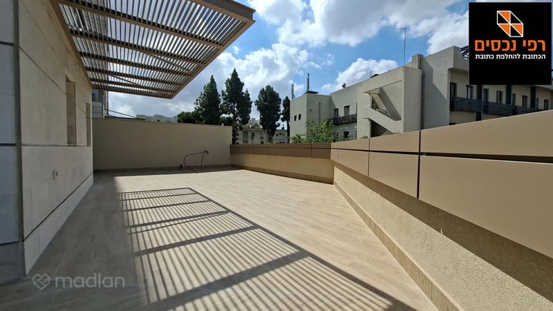 Photo from Madlan – 4 Rooms • ₪9,000, שלמה המלך 16, Kiron, Kiryat Ono (1)