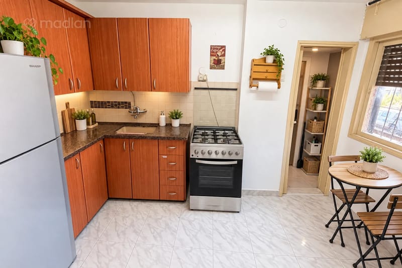 תמונה ממדלן – 3 חדרים • 5,300 ₪, רוטנשטרייך 4, ניר אביב, תל אביב (1)