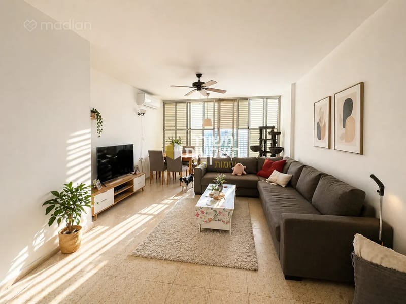 תמונה ממדלן – 3 חדרים • 2,515,000 ₪, בן גוריון 119, דרום, הרצליה (1)