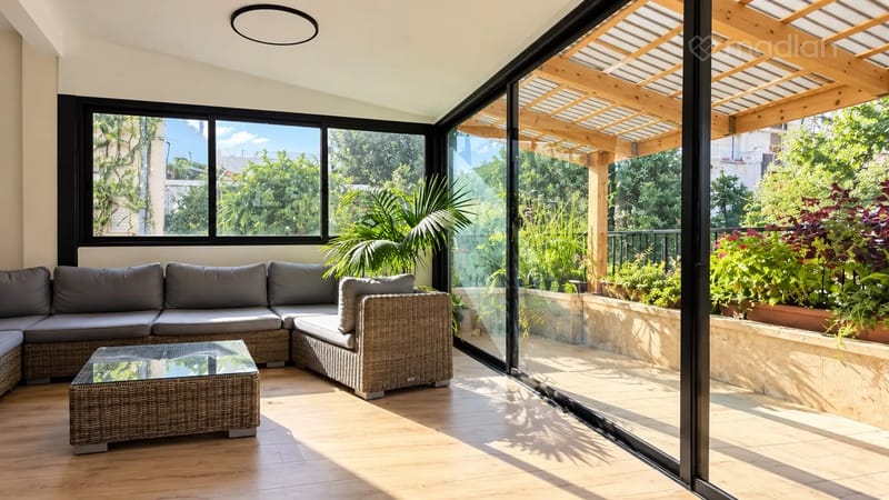 תמונה ממדלן – 4 חדרים • 4,850,000 ₪, רופין 6, הצפון הישן - החלק הדרומי, תל אביב (1)