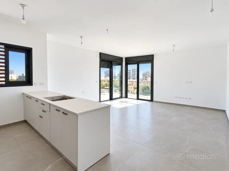תמונה ממדלן – 3 חדרים • 5,100,000 ₪, הרבי מבכרך 14, פלורנטין, תל אביב (1)