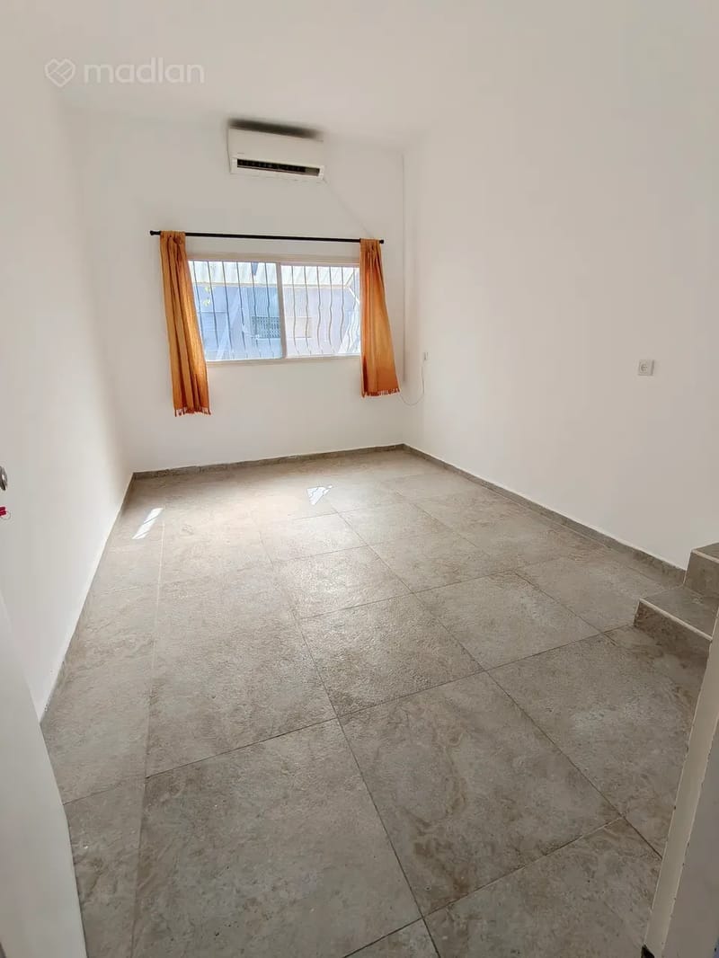 Photo from Madlan – 4 Rooms • ₪3,900, דרך הים 23, Kabirim, Haifa (1)