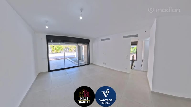 תמונה ממדלן – 5 חדרים • 10,030,000 ₪, נוף שדמות 58, הרצלייה ב', הרצליה (1)