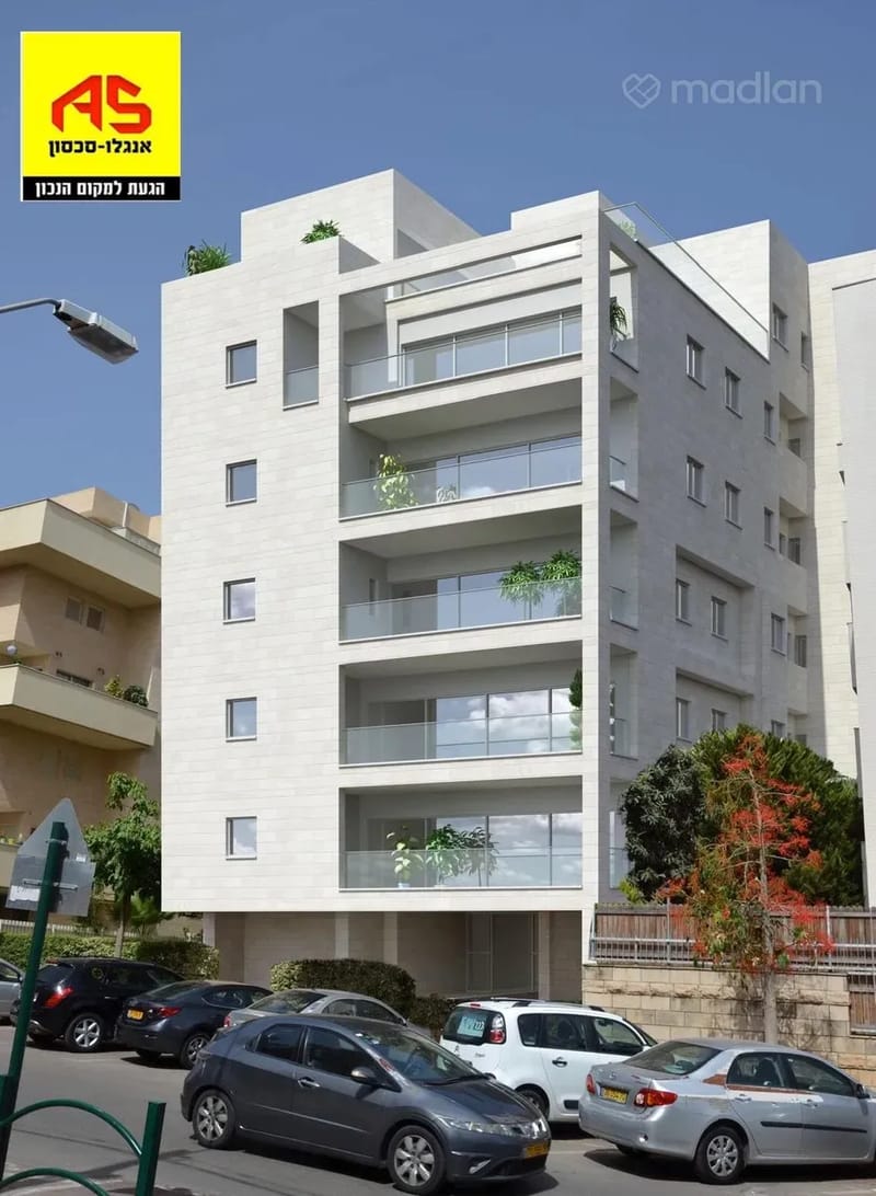 תמונה ממדלן – 3.5 חדרים • 3,250,000 ₪, מכבי 11, נווה דוד רמז, רעננה (1)