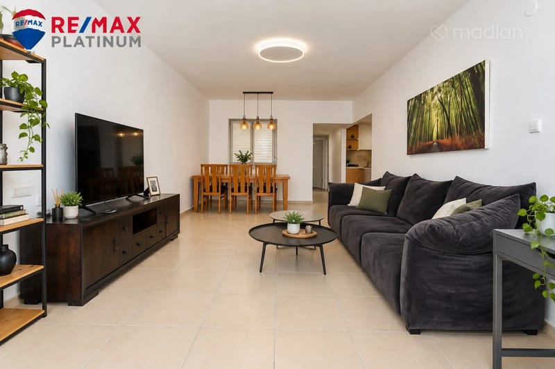 תמונה ממדלן – 4.5 חדרים • 6,300 ₪, זיגלבוים 14, לב המושבה, פתח תקווה (1)