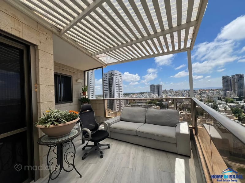 תמונה ממדלן – 3 חדרים • 2,690,000 ₪, שלמה המלך 44, צפון מערב מרכז העיר, נתניה (1)