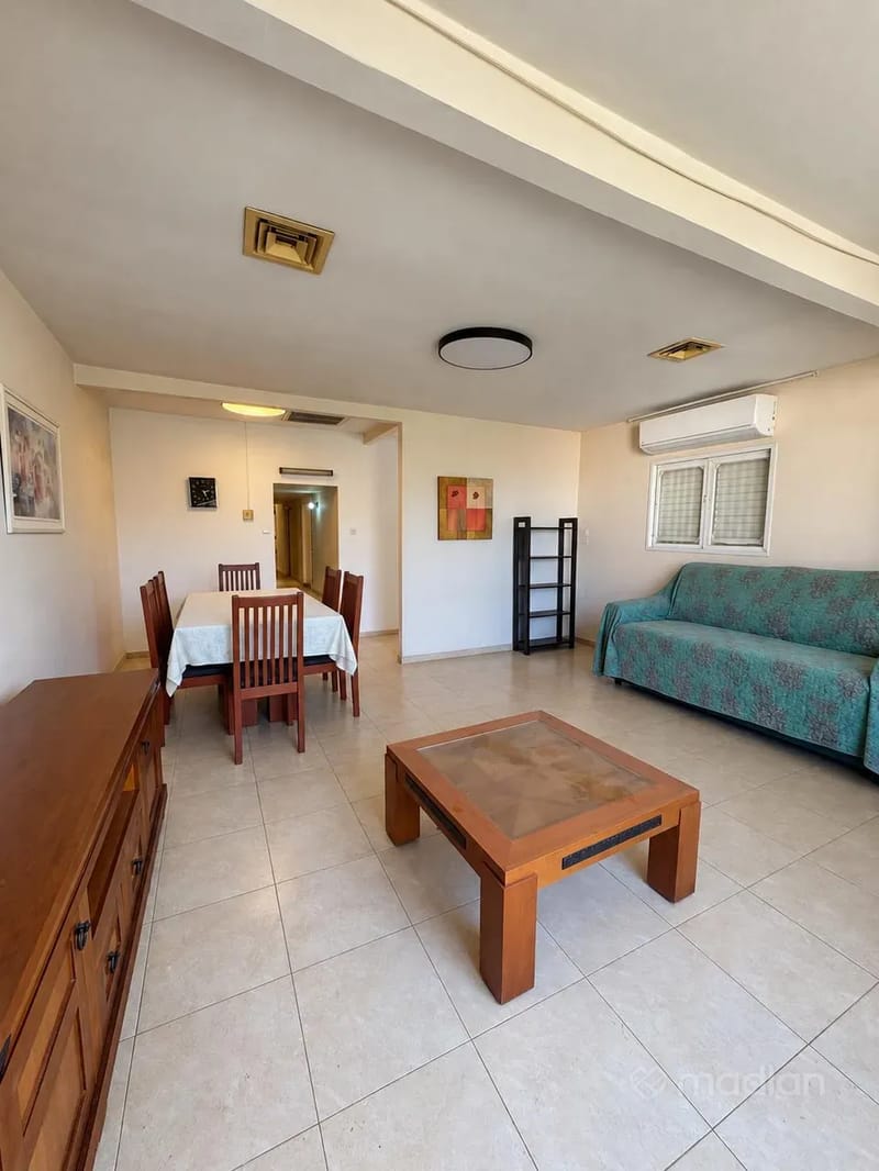 Photo from Madlan – 3.5 Rooms • ₪6,500, בן יוסף 31, HaShahar, Givat Shmuel (1)