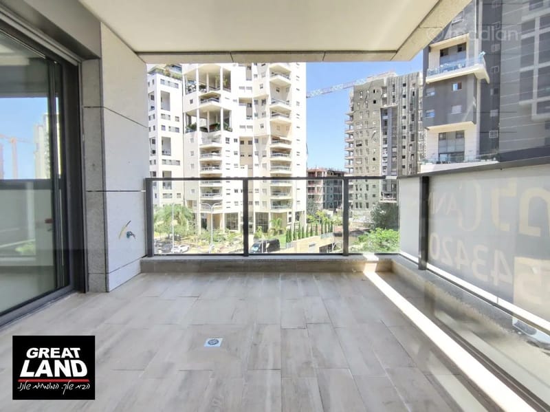 Photo from Madlan – 5 Rooms • ₪6,550,000, הגנים 15, Neve Gan, Ramat HaSharon (1)
