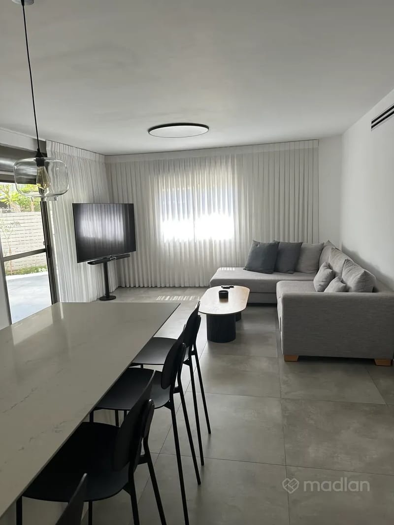 תמונה ממדלן – 3 חדרים • 11,500 ₪, משה בן נחמן 9, מישור הנוף, ראשון לציון (1)