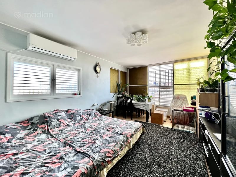 תמונה ממדלן – 3.5 חדרים • 4,700 ₪, נוטע 14, מרכז העיר דרום, נתניה (1)