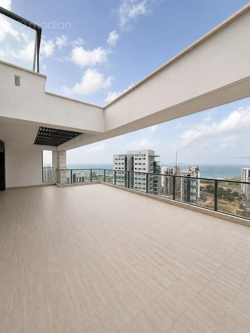Photo from Madlan – 6 Rooms • ₪18,200, יפה ירקוני 5, New South Neighborhood, Bat Yam (1)
