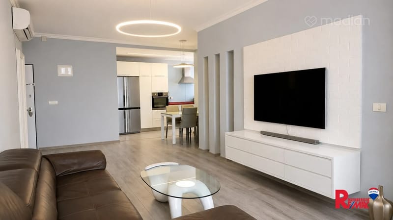 תמונה ממדלן – 2.5 חדרים • 1,595,000 ₪, בלפור 119, שכונה דרום מערב - ותיק, בת ים (1)