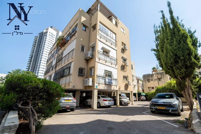 תמונה ממדלן – 4 חדרים • 2,790,000 ₪, סירקין 22, פועלי הרכבת, גבעתיים