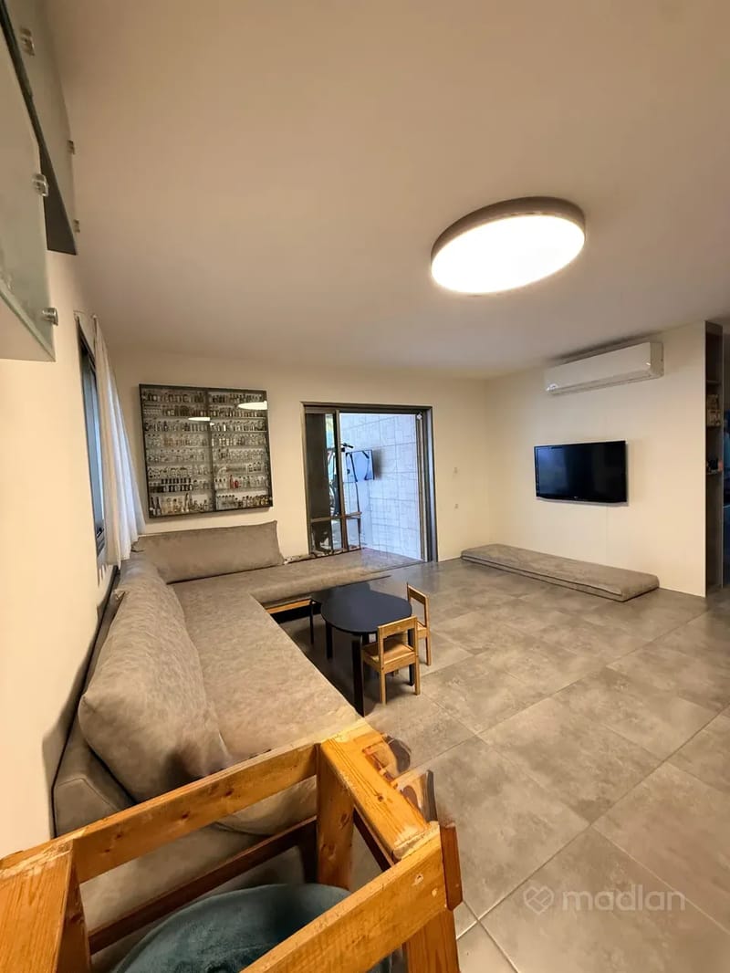תמונה ממדלן – 4 חדרים • 4,333,000 ₪, חנה סנש 16, מרכז, הרצליה (1)
