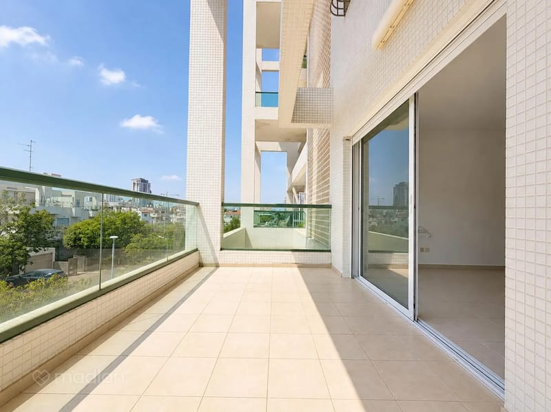 תמונה ממדלן – 5 חדרים • 8,500 ₪, אברהם בוני 1, רמת הדר, גבעת שמואל (1)