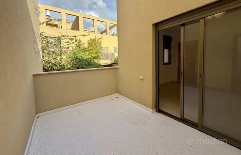 תמונה ממדלן – 7 חדרים • 17,900 ₪, אבוקה 2, גני צהלה,רמות צהלה, תל אביב (1)
