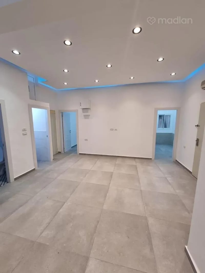 Фото с Madlan – 2 Комнаты • 3,000 ₪, החרמון 21, Геула, Хайфа (1)