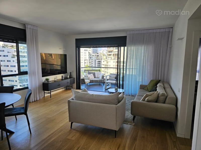 תמונה ממדלן – 4 חדרים • 15,000 ₪, בילויה 2, כוכב הצפון, תל אביב (1)