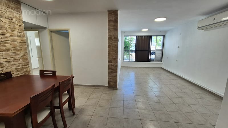 Photo from Madlan – 3 Rooms • ₪3,500, מונטיפיורי 20, Neot Barnea, Ashkelon (1)