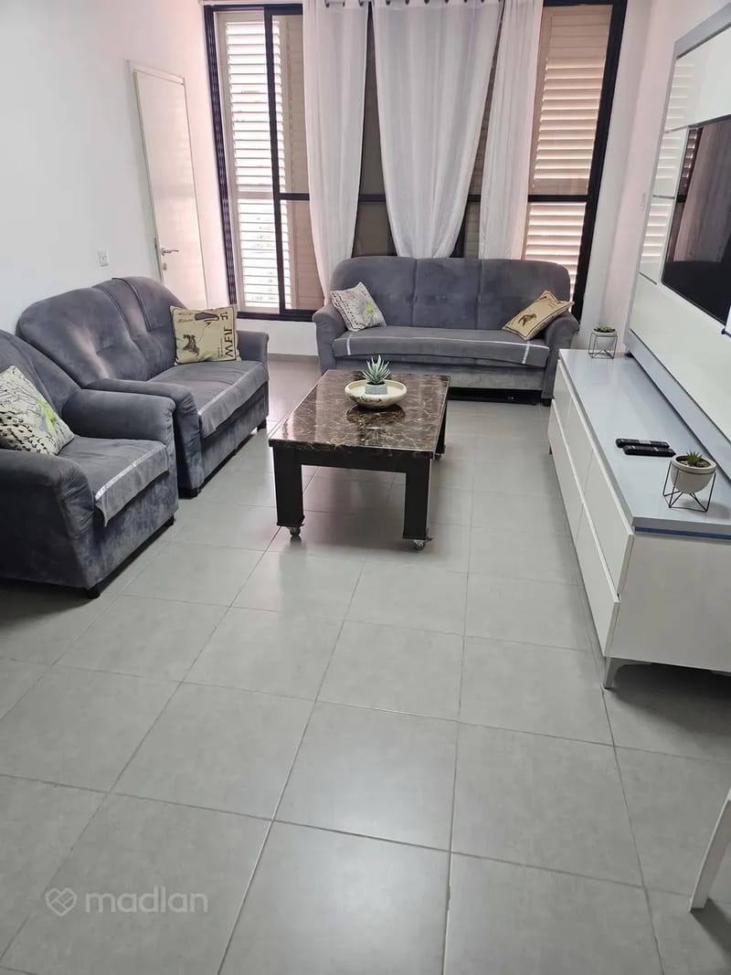 תמונה ממדלן – 3 חדרים • 2,199,000 ₪, כ"ט בנובמבר 31, רמת הנשיא, בת ים (1)