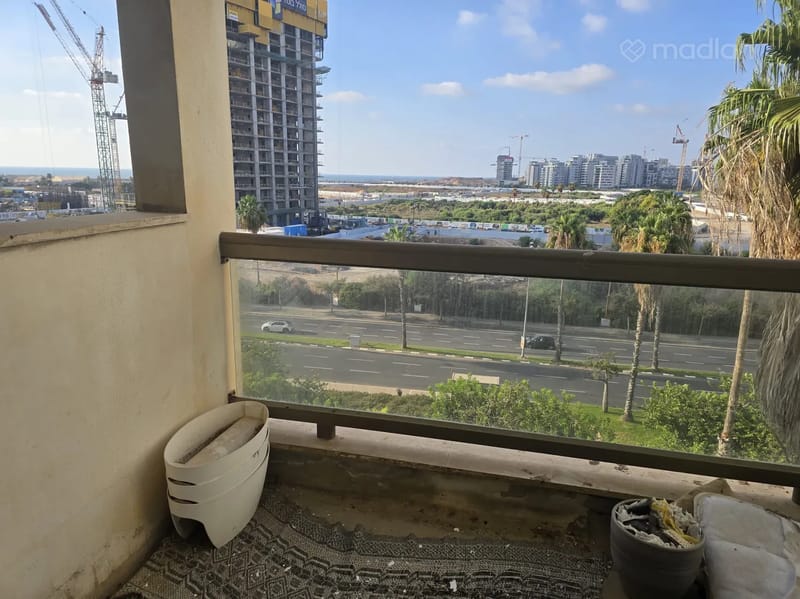 תמונה ממדלן – 3 חדרים • 7,000 ₪, שי עגנון 17, כוכב הצפון, תל אביב (1)