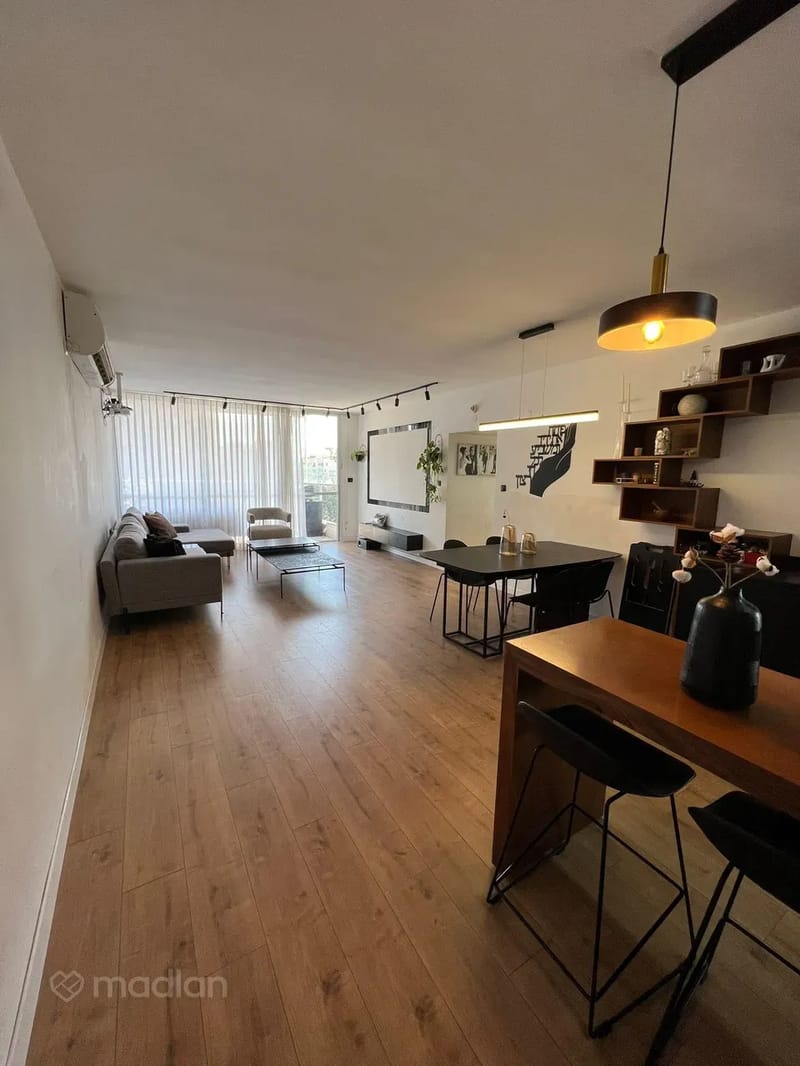 תמונה ממדלן – 5 חדרים • 8,400 ₪, חיל החימוש 23, נווה חוף, ראשון לציון (1)