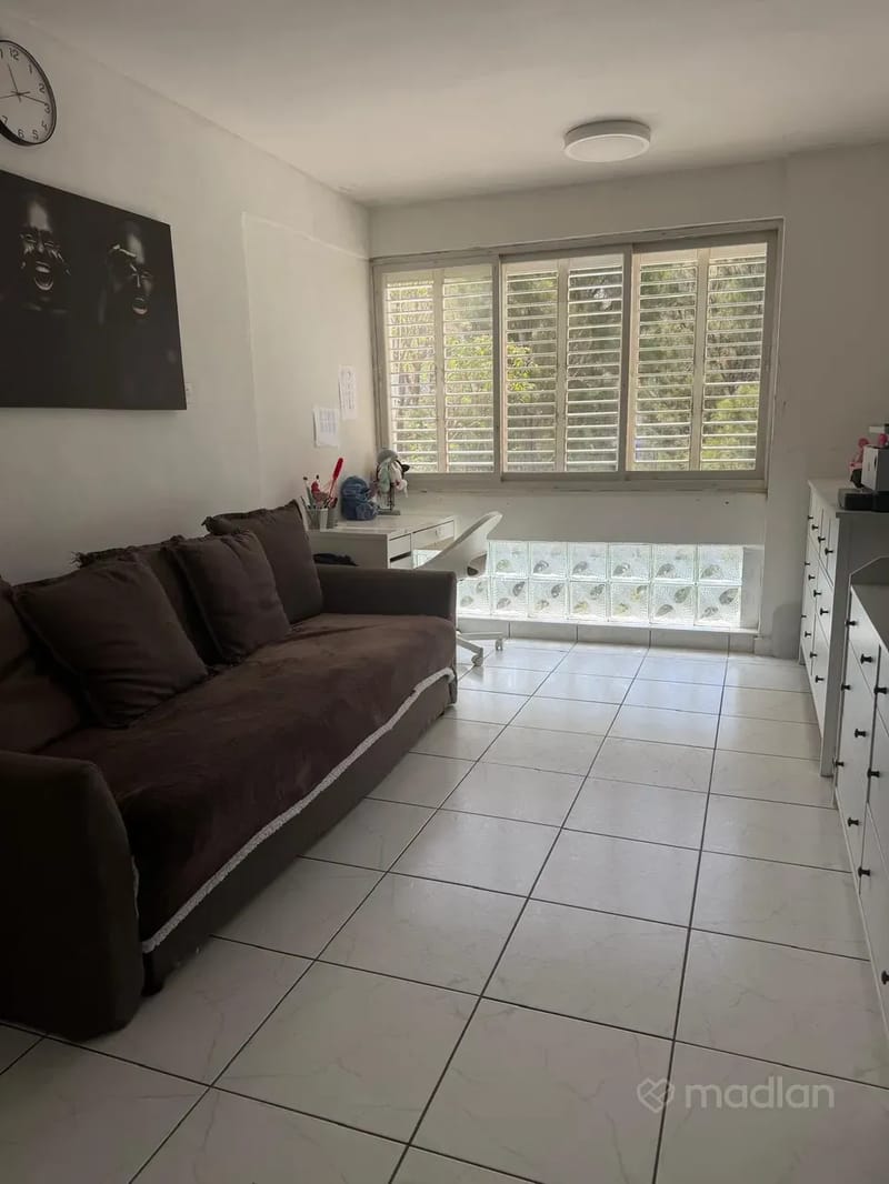 Photo from Madlan – 3 Rooms • ₪3,700, ז'ורס 42, Kiryat Sprinzak, Haifa (1)